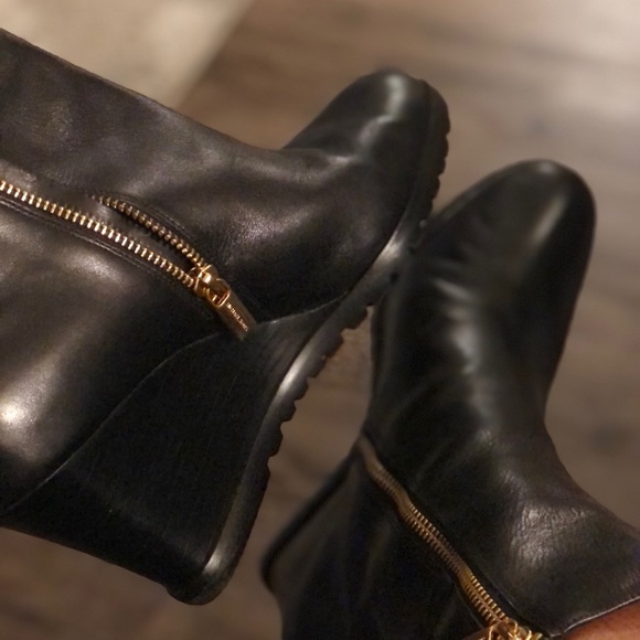 Wedge Ankle boots black leather MK great condition! Like new Gold hardware. - Picture 1 of 6